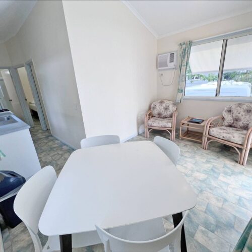 Two Bedroom Large Oceanfront Cabin (with King Singles)